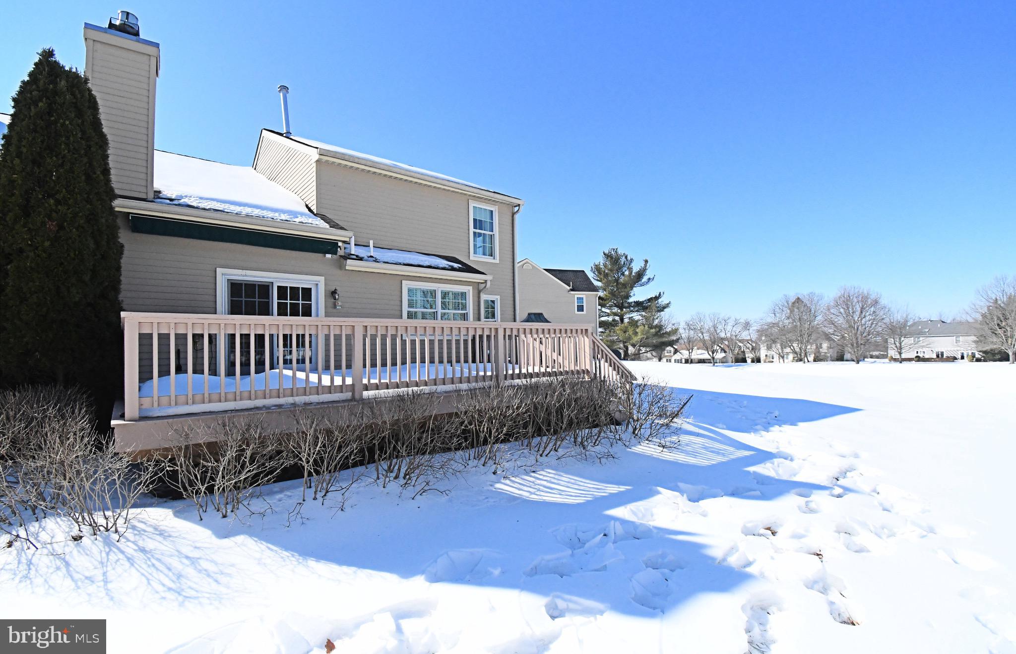 PINE CREST - Residential