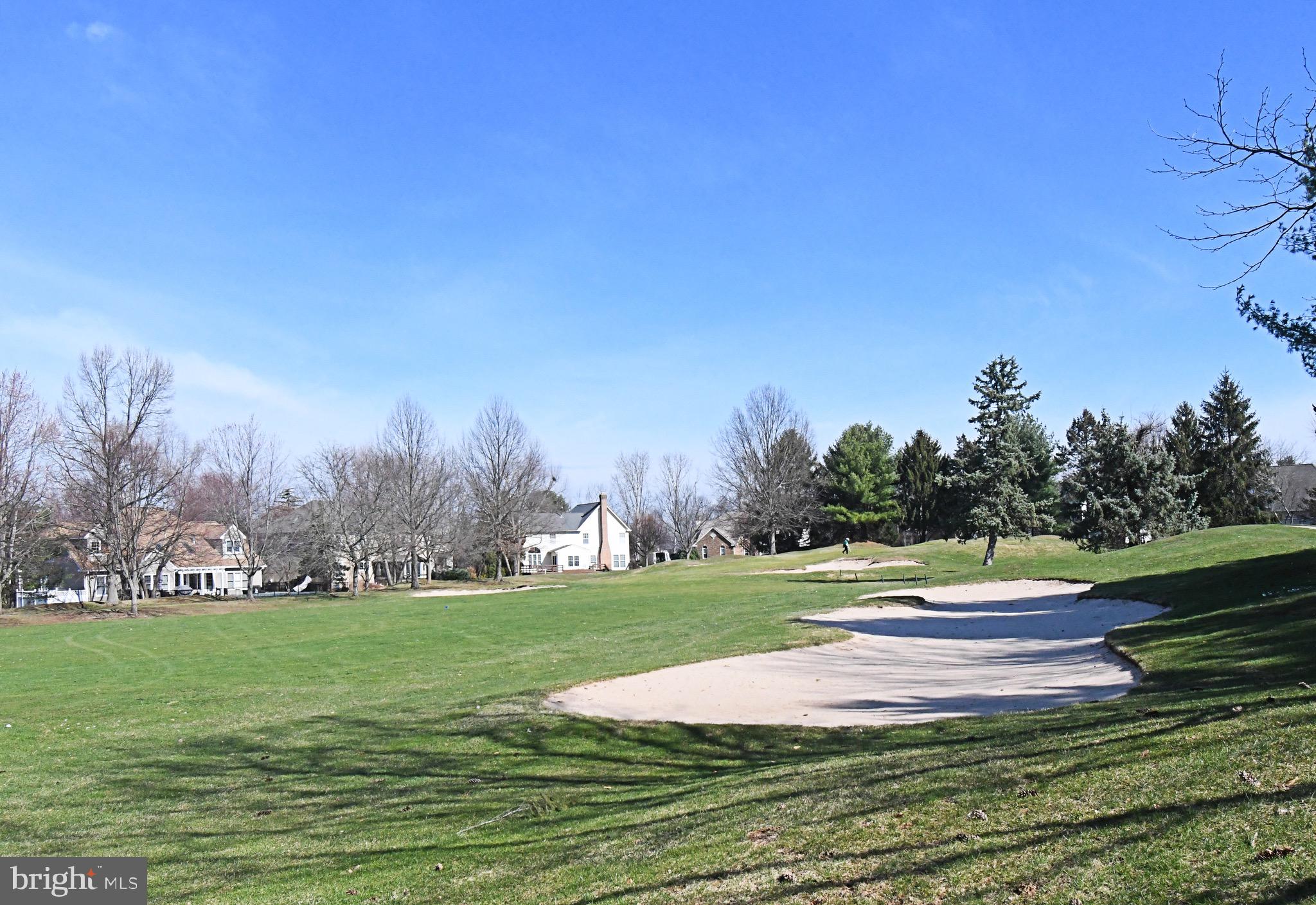 PINECREST - Residential