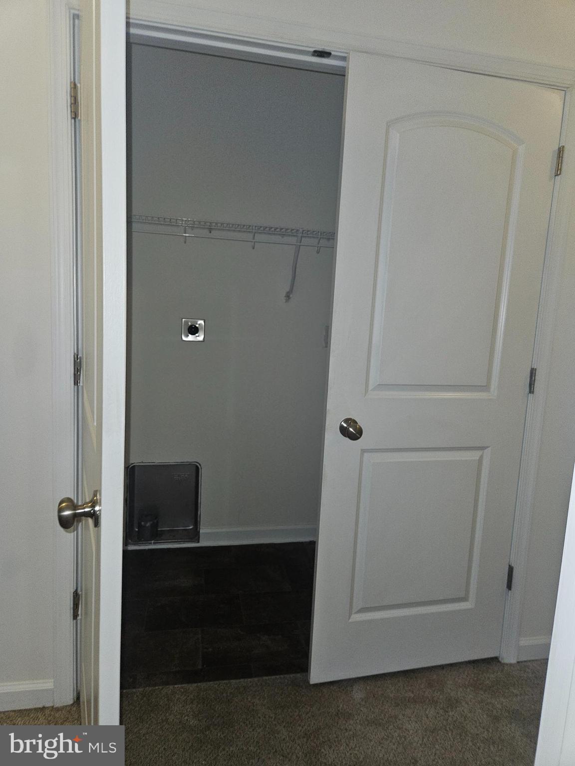 INWOOD VILLAGE - Residential