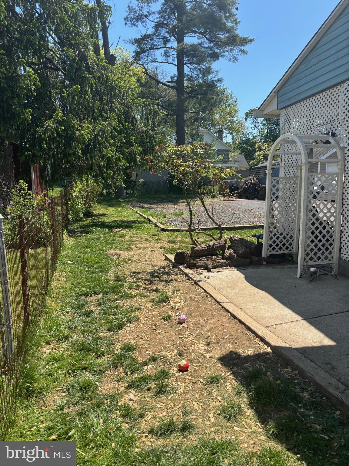 WILLOW GROVE - Residential