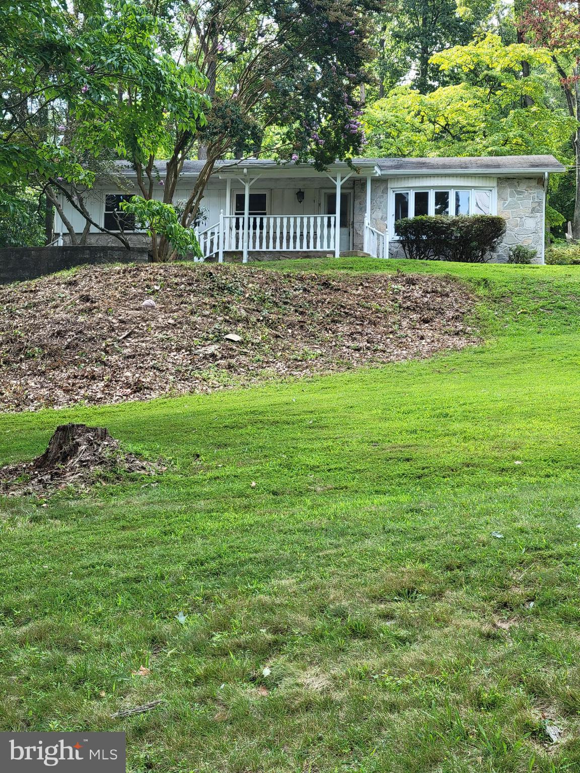 This is not a pet friendly home. This quiet area and lot give the tenants a fabulous view of trees and wildlife. This 3 bedroom 2 bath Raised ranch is a breath of fresh air for nature lovers. The home has a country flair and has trees and perennials to enjoy for the different seasons. Stop and listen to the quietness of this porch. You enter through the front porch to be in the Living Room. after a short vestibule, The Living Room is open to the Dining Room and has built in book shelves for all your treasures or books. The Dining Room has chair rail and is directly next to the kitchen. There is a door to exit to the back porch and back yard. The kitchen is small but has some great appliances and packs in everything you need. There are 2 bedrooms in the front of the house and the Primary is in the back with it's own bathroom. The hallbath has a tub/shower unit. Downstairs they have converted the garage into a workshop, and a storage area, but still has plenty of other room. Get in for an appointment in the sought after Spring-Ford school district before this is gone. This is a month to month lease and NO PETS!