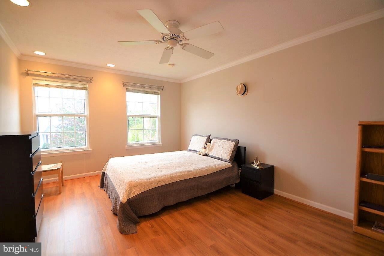 HUNTERS GLEN - Residential