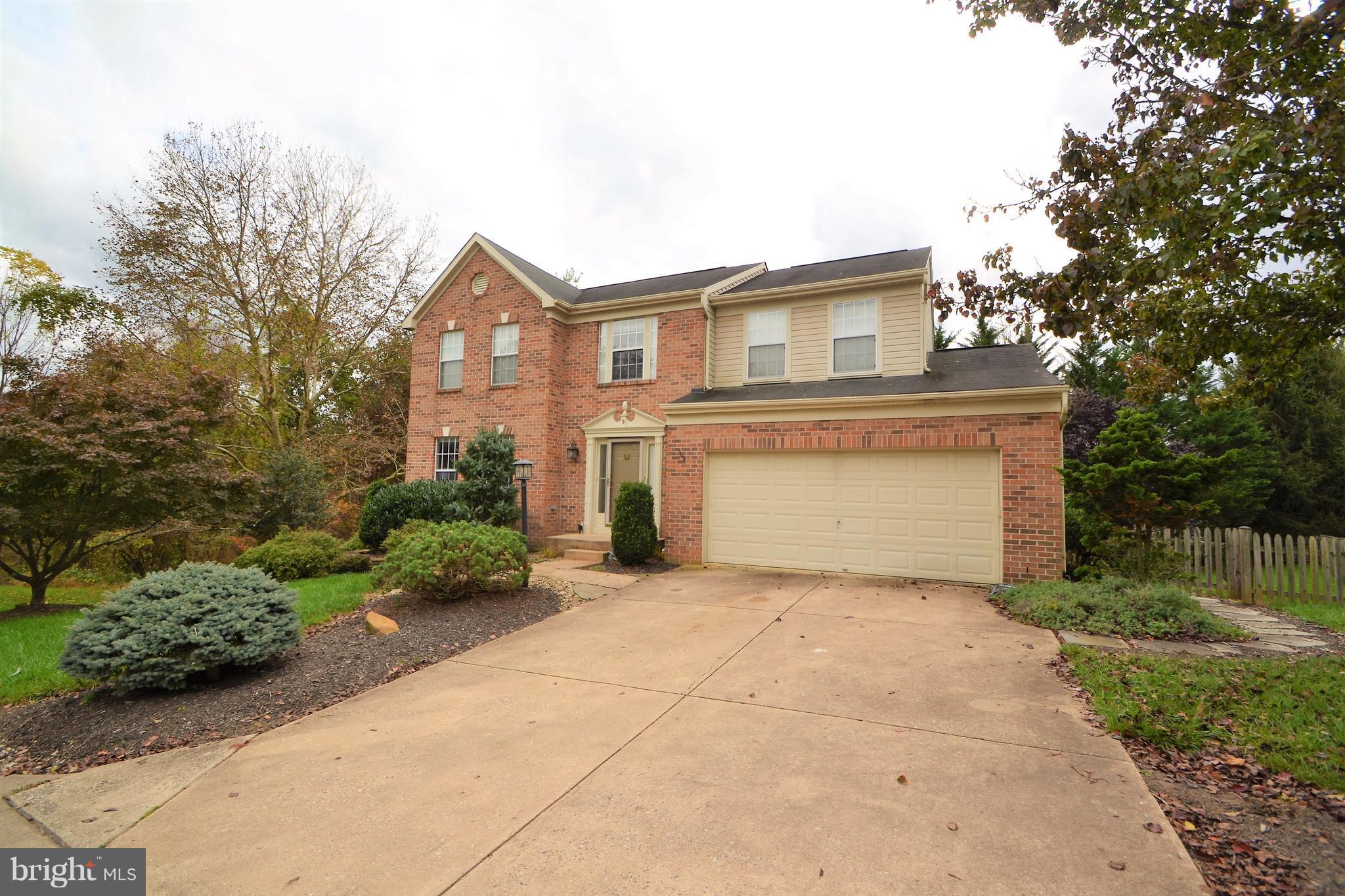 HUNTERS GLEN - Residential