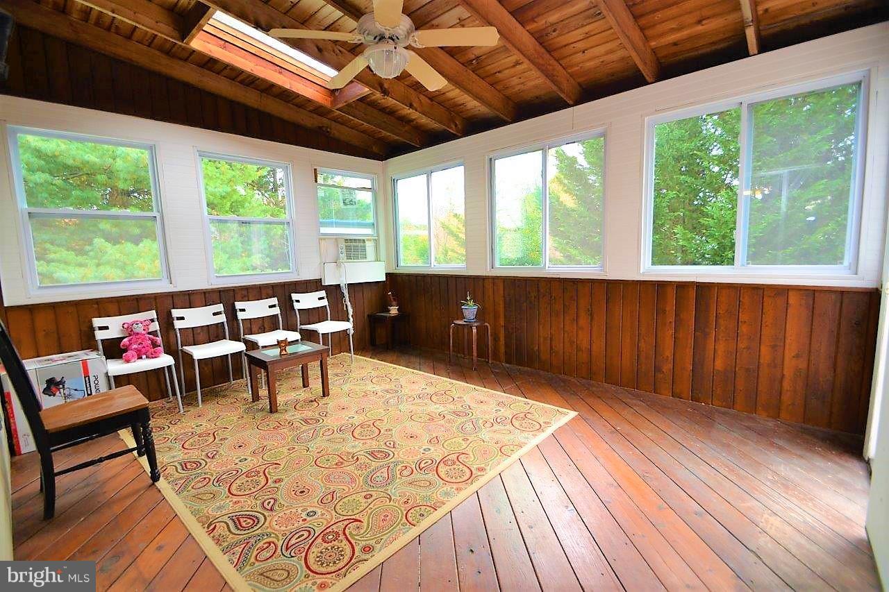 HUNTERS GLEN - Residential