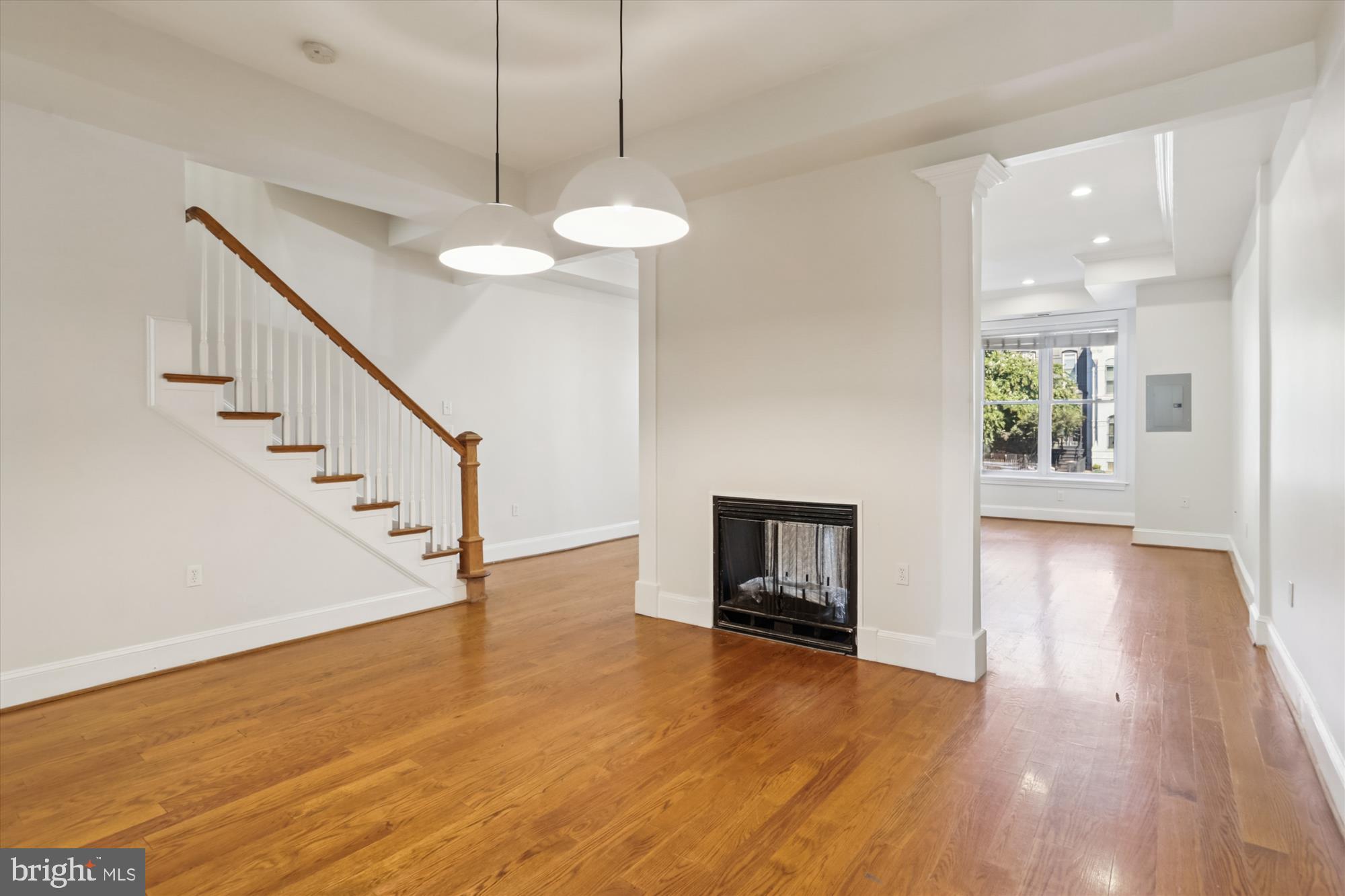 42 NEW YORK AVENUE NW 2