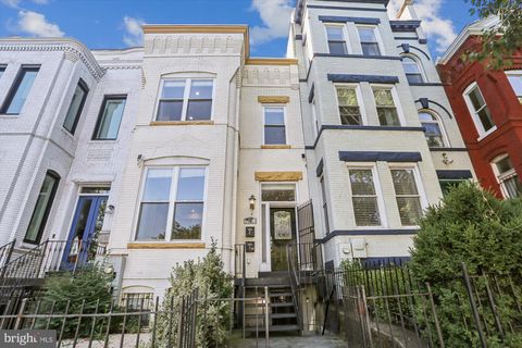 42 NEW YORK AVENUE NW 2 WASHINGTON DC 20001