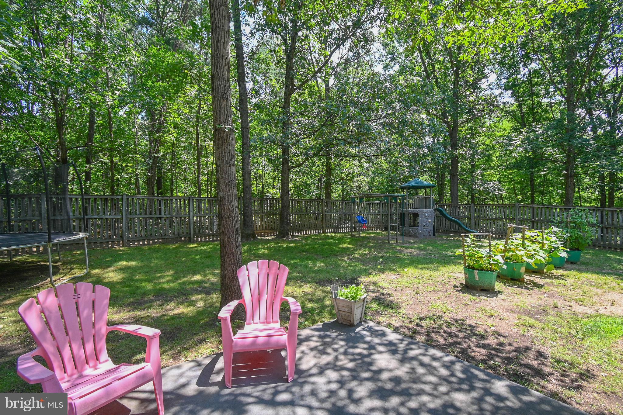 FOXCREST MANOR - Residential