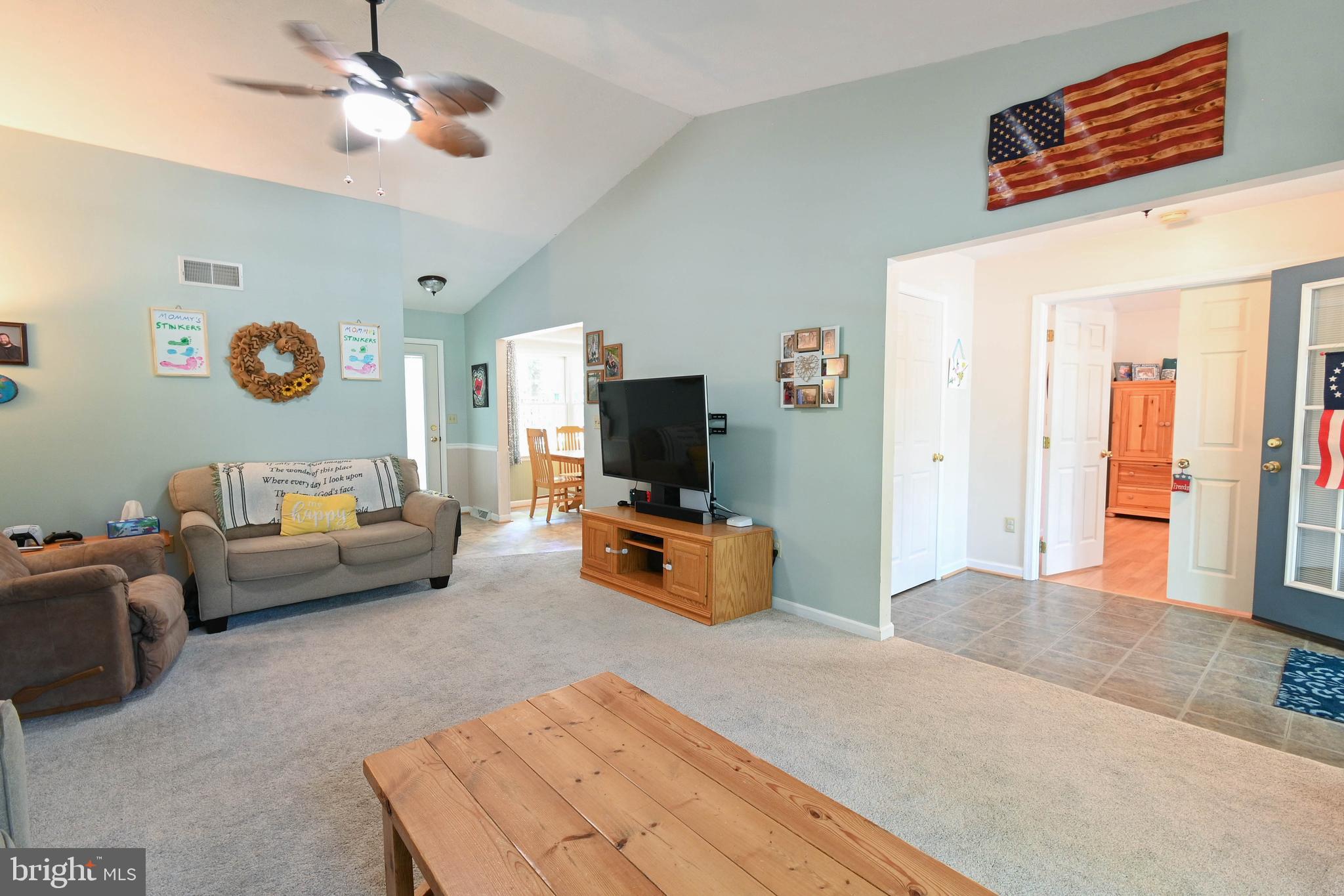 FOXCREST MANOR - Residential