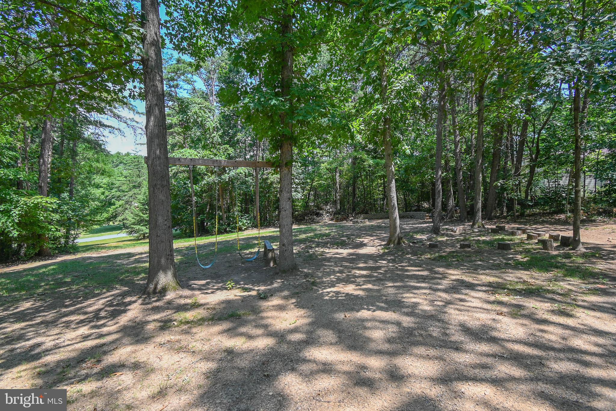 FOXCREST MANOR - Residential