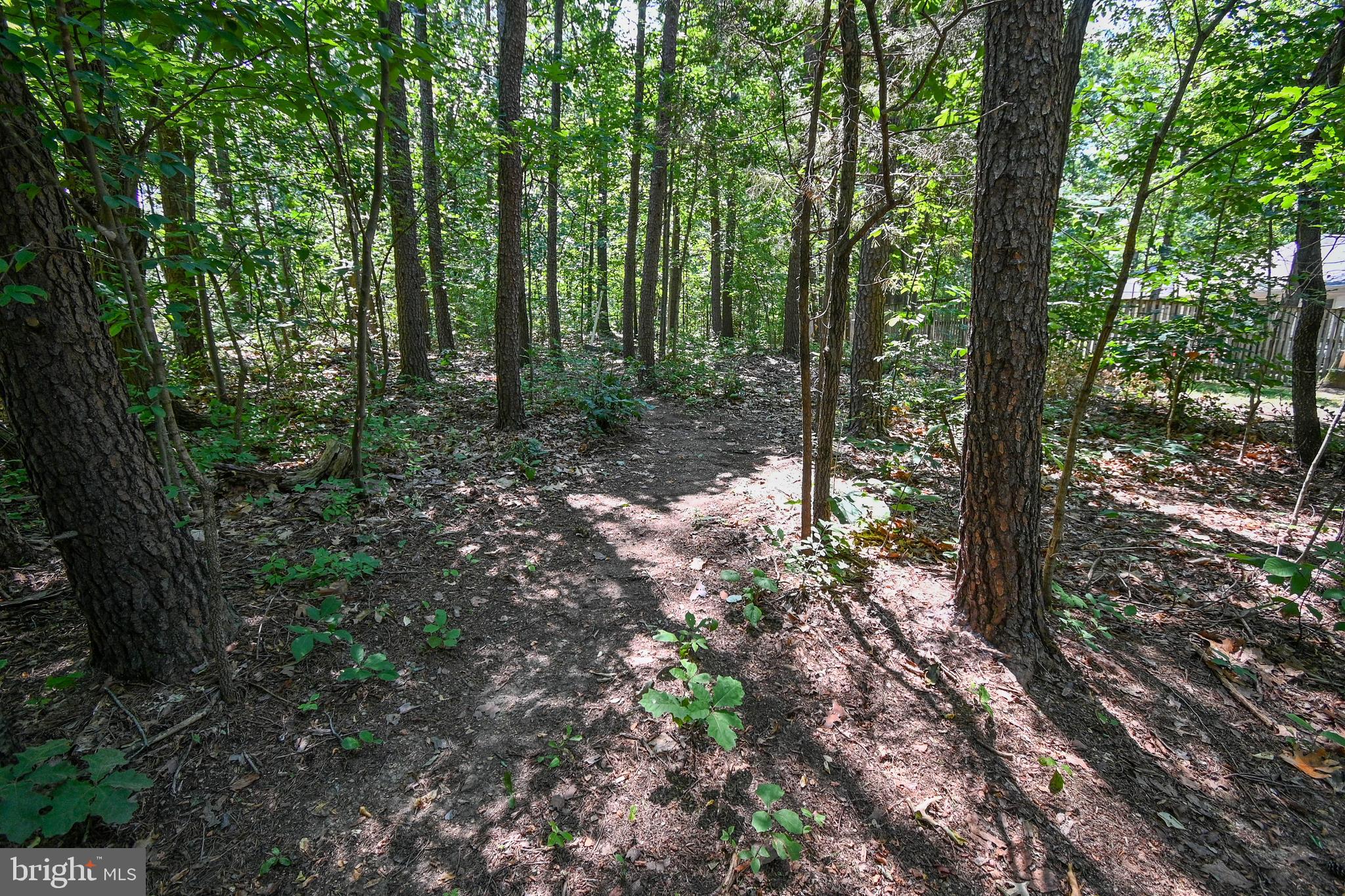 FOXCREST MANOR - Residential