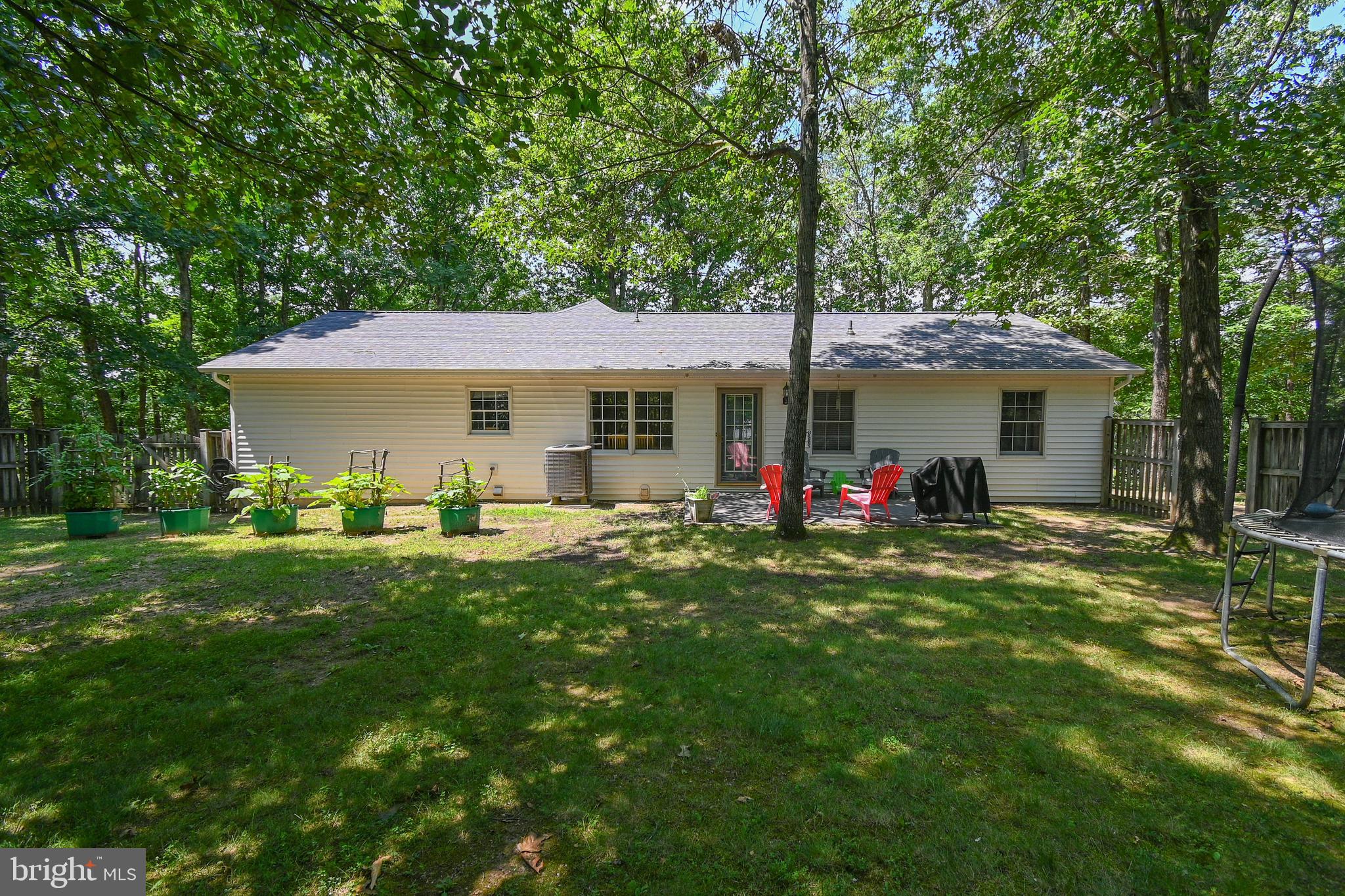 FOXCREST MANOR - Residential