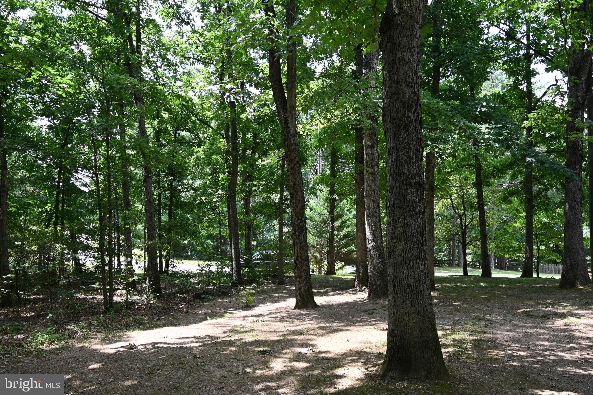 FOXCREST MANOR - Residential