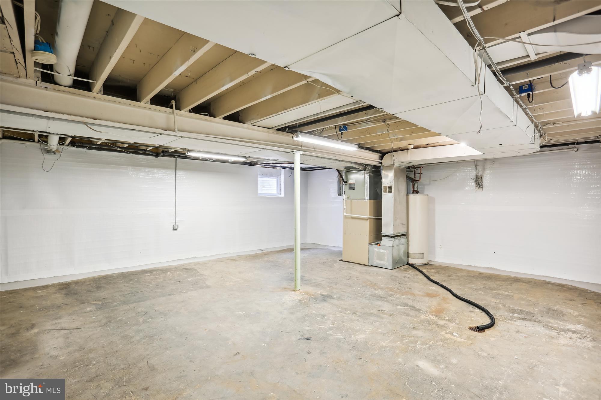 MANOR WOODS - Residential