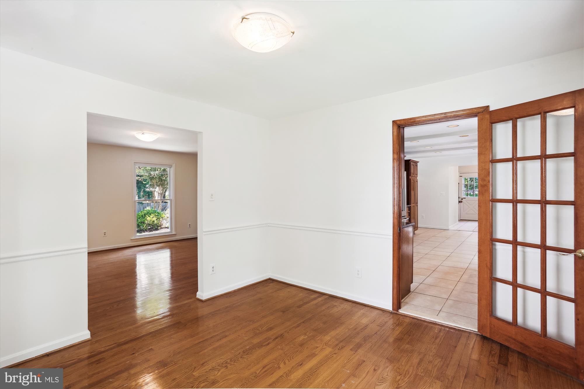 MANOR WOODS - Residential