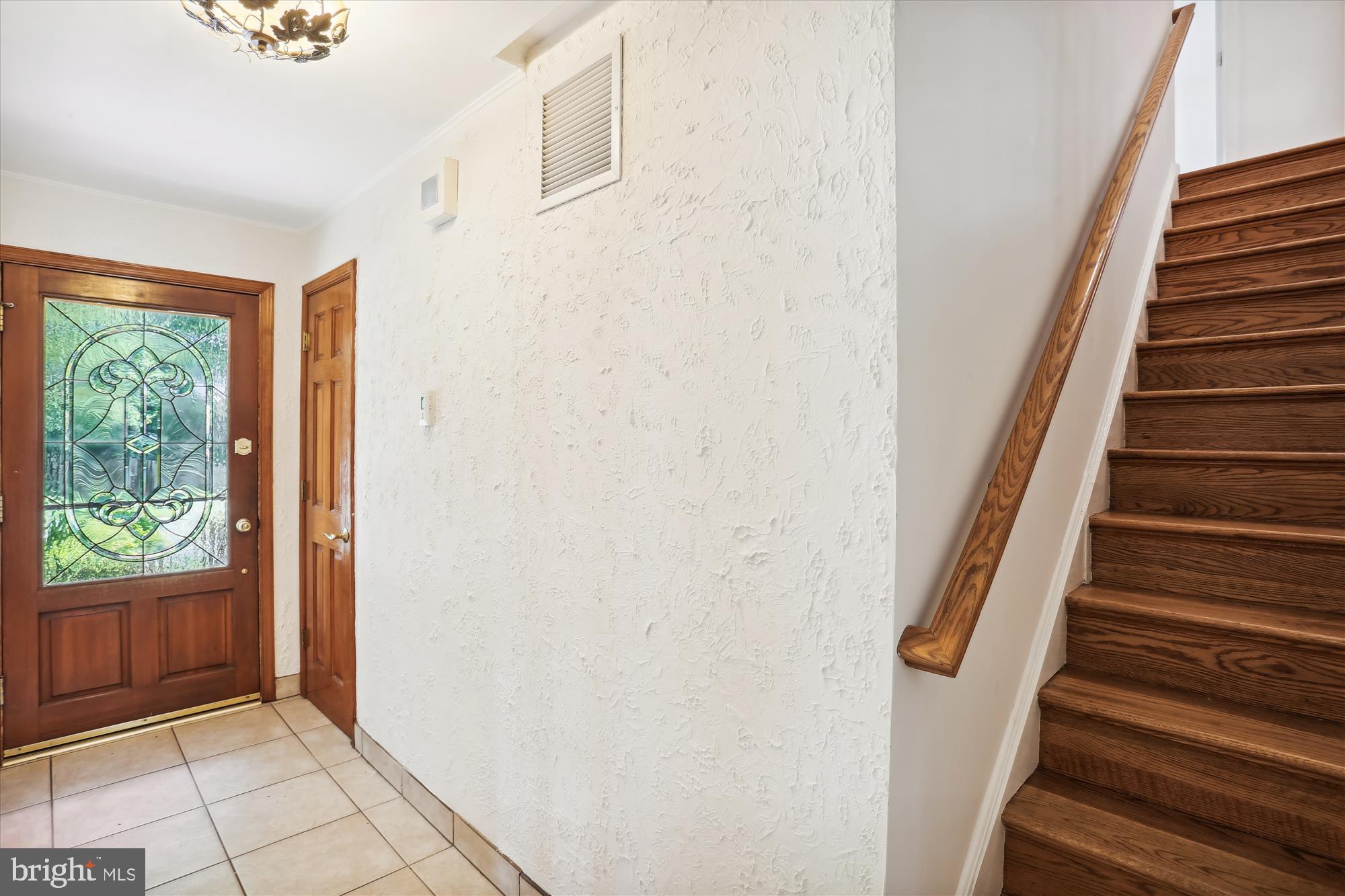 MANOR WOODS - Residential