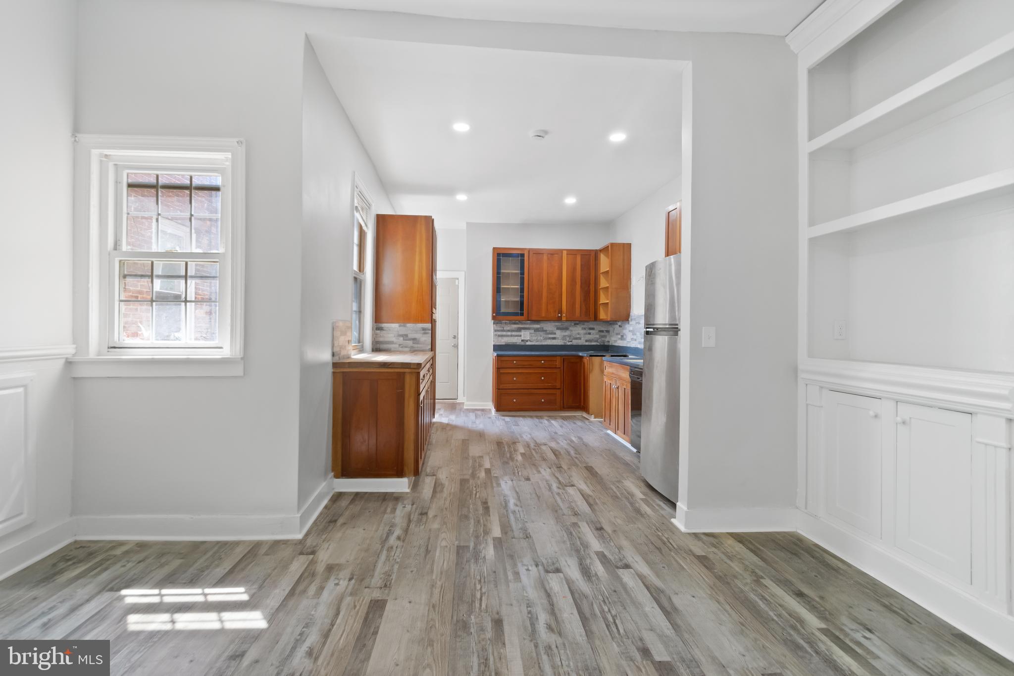 MILL HILL - Residential Lease