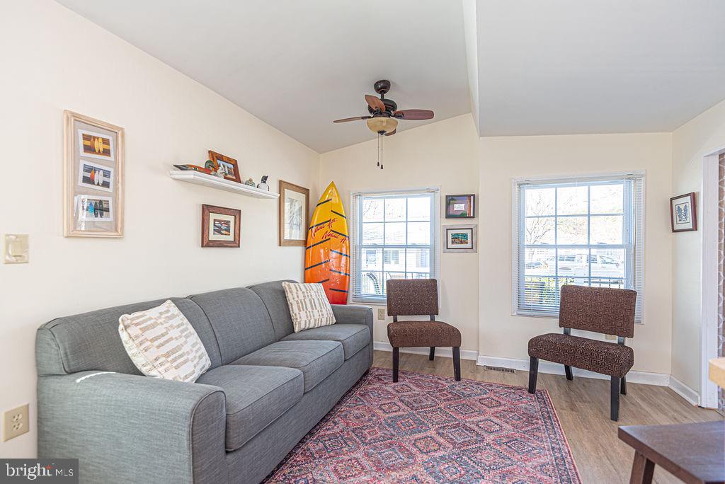 WHITE HORSE PARK I - Residential