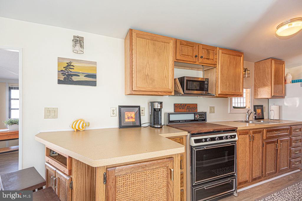 WHITE HORSE PARK I - Residential