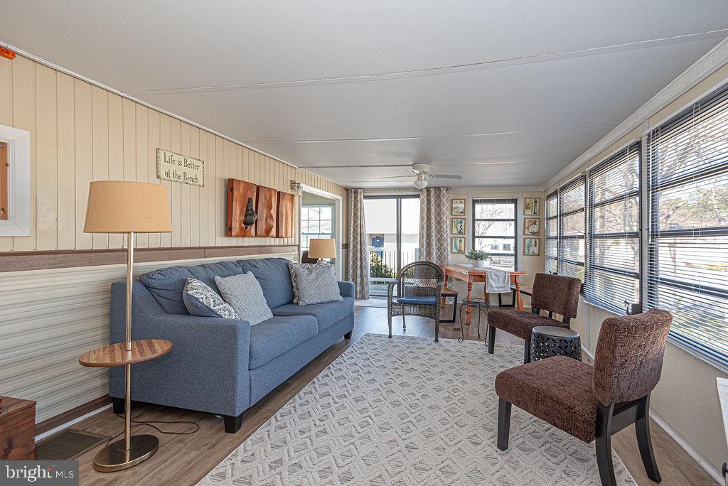 WHITE HORSE PARK I - Residential