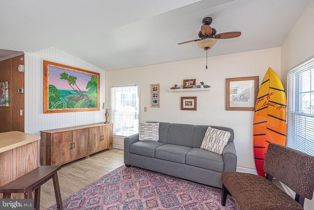 WHITE HORSE PARK I - Residential