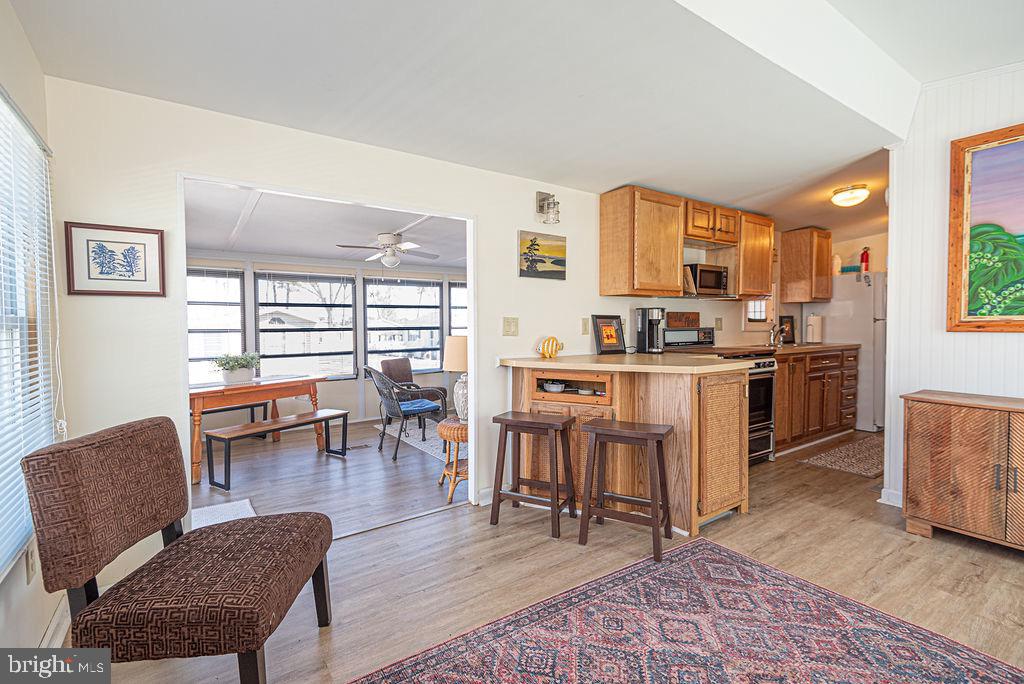 WHITE HORSE PARK I - Residential