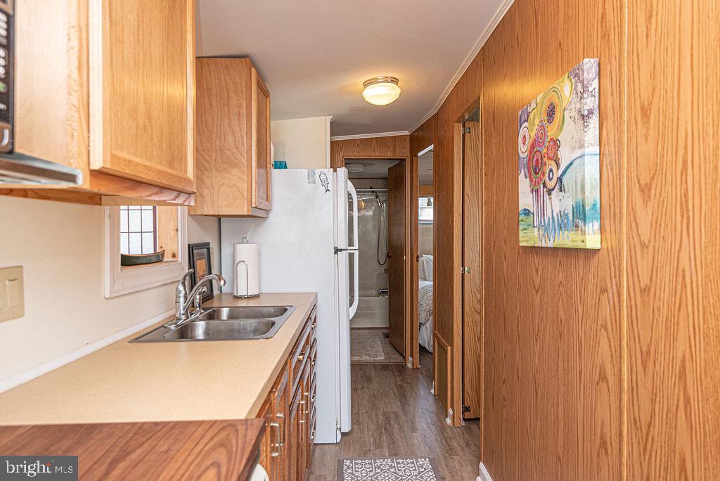 WHITE HORSE PARK I - Residential