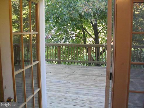 CABIN CREEKWOOD - Residential Lease