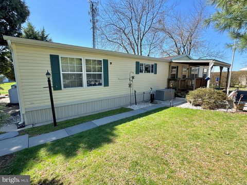 1910 SCHUBERT ROAD 8 BETHEL PA 19507