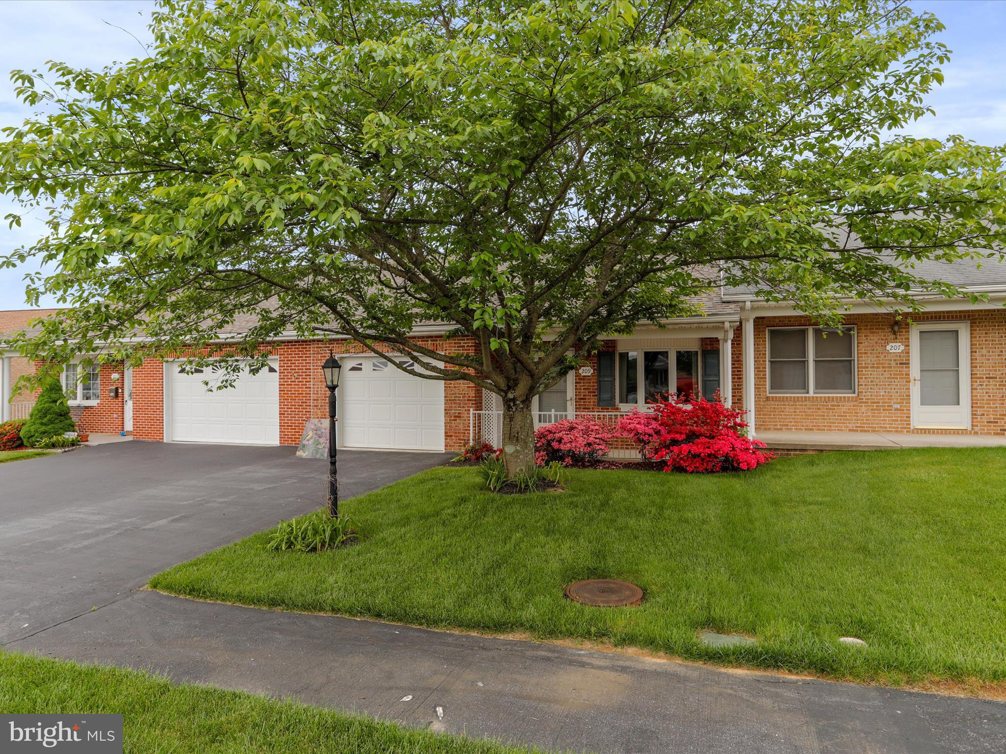 SOUTH POINTE - Residential