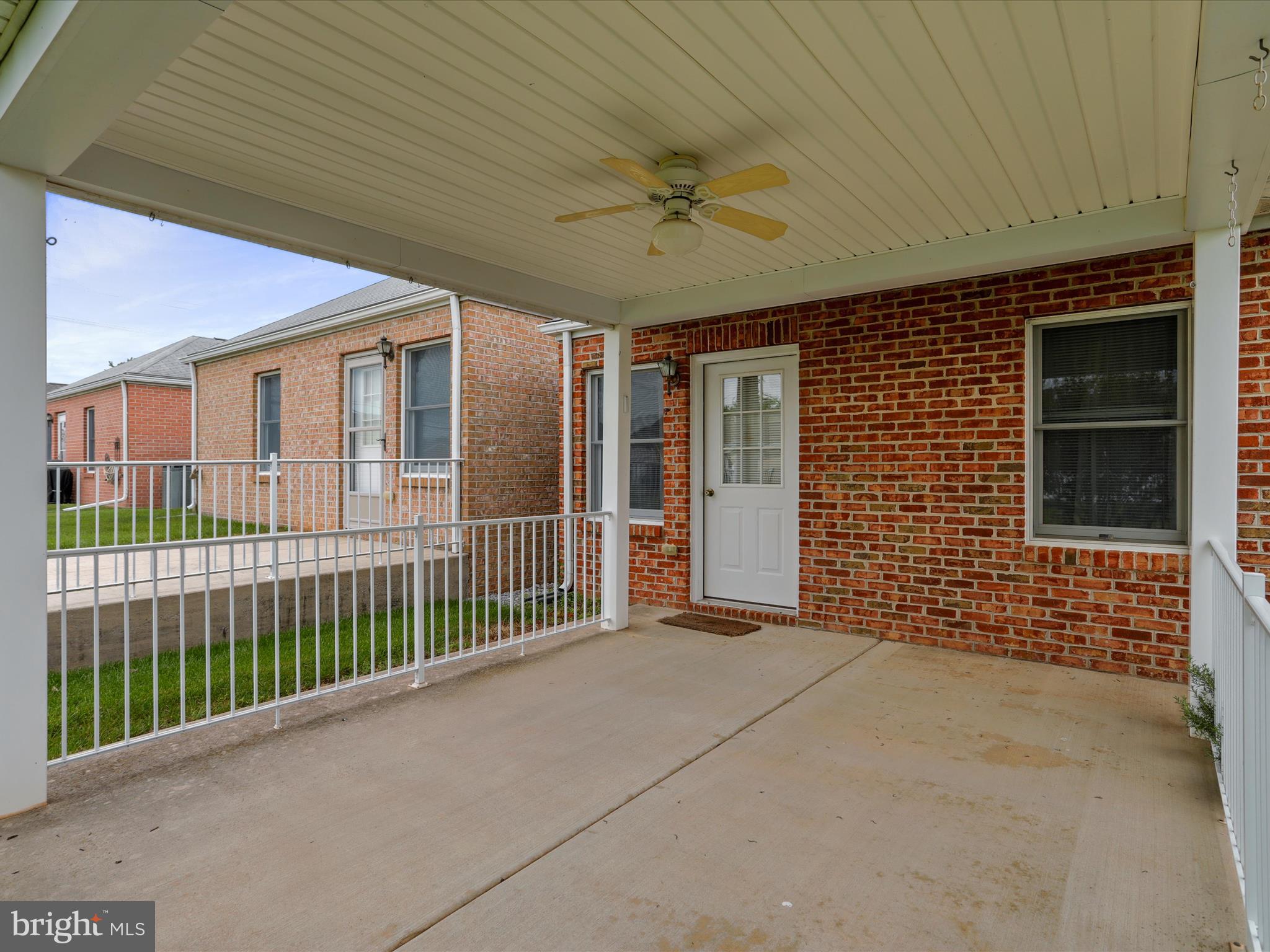 SOUTH POINTE - Residential