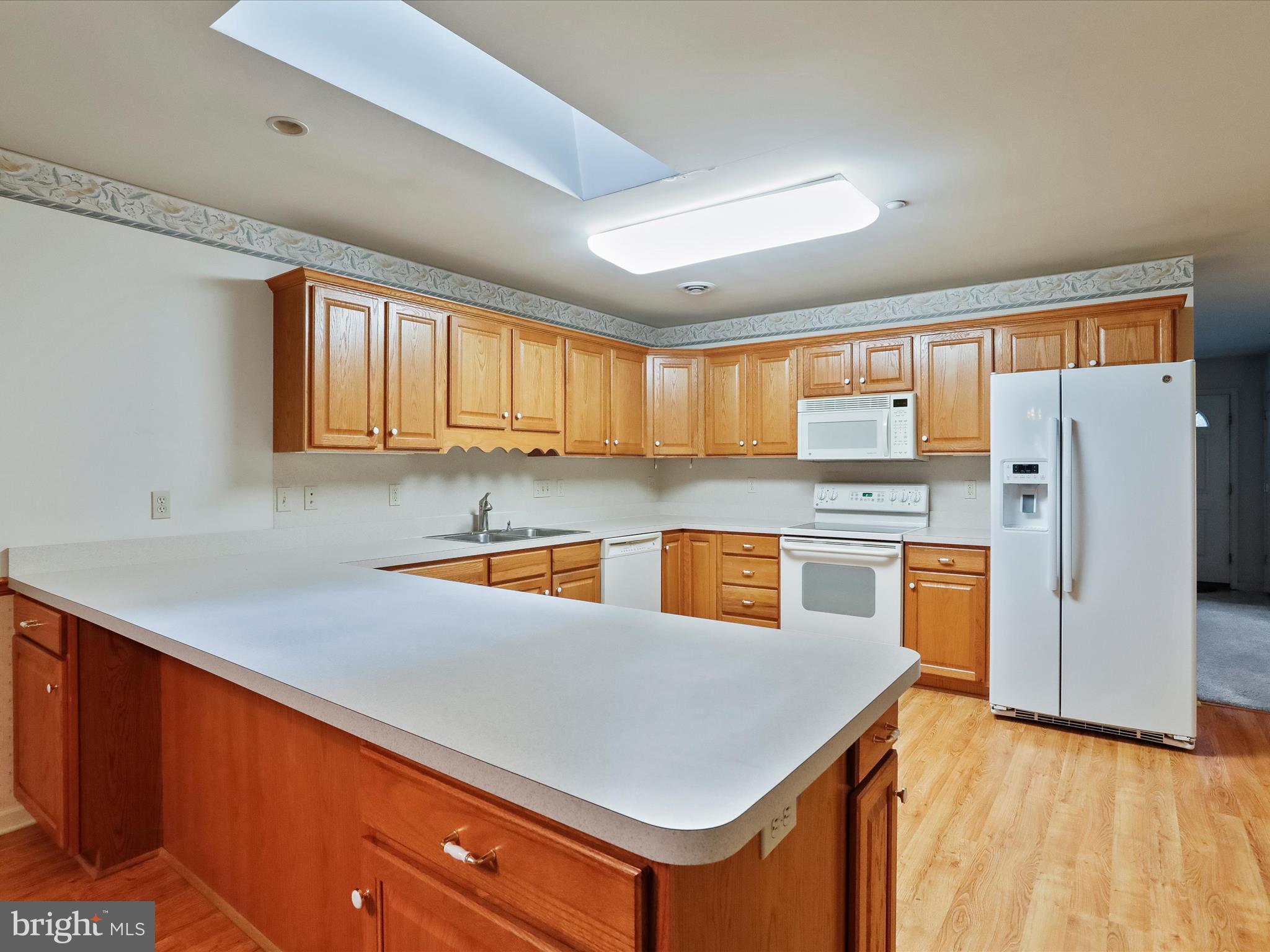 SOUTH POINTE - Residential