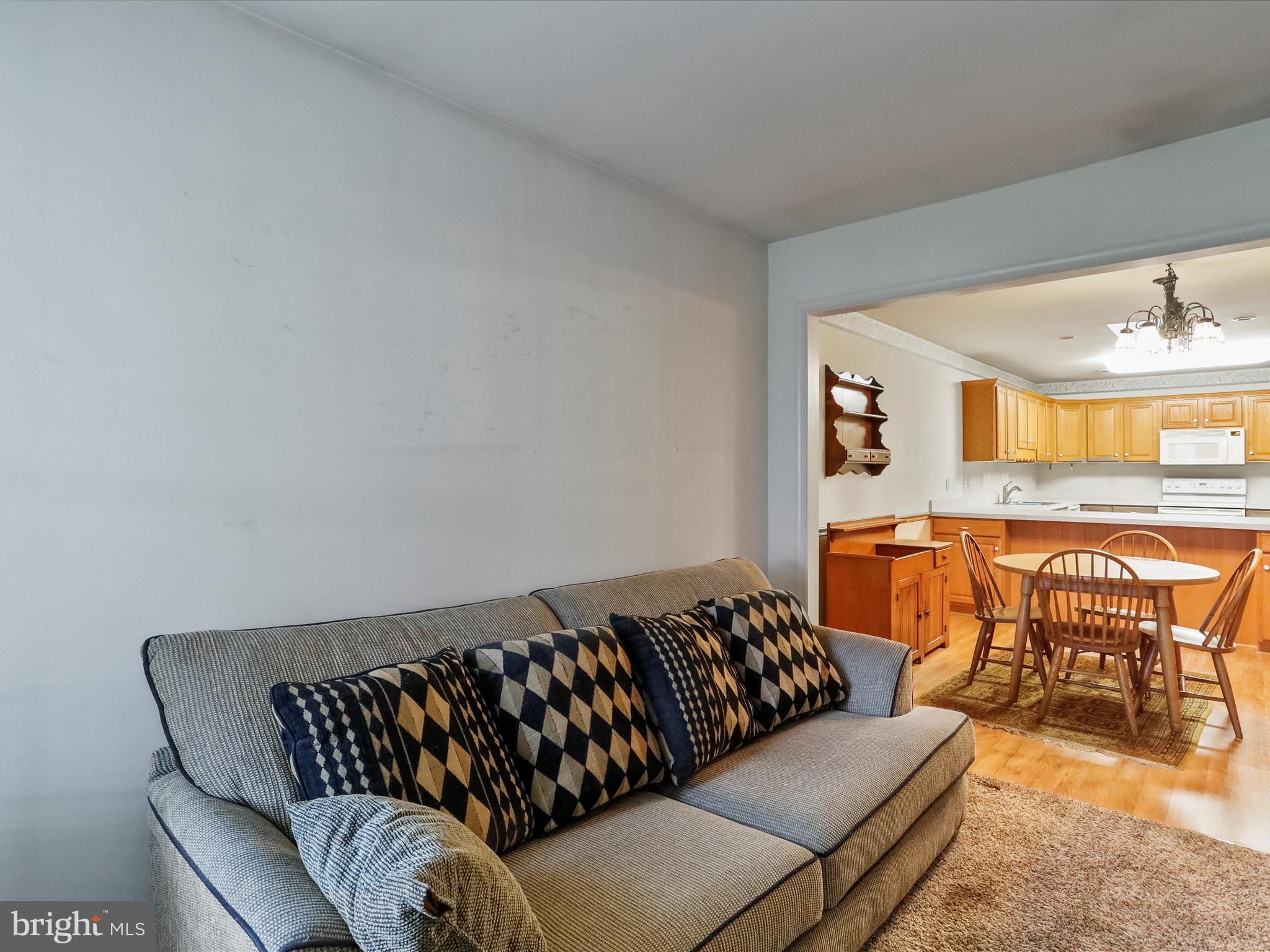 SOUTH POINTE - Residential