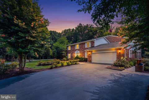 Photo of 6503 Anna Maria Court, MCLEAN, VA 22101 (MLS # VAFX2331486)