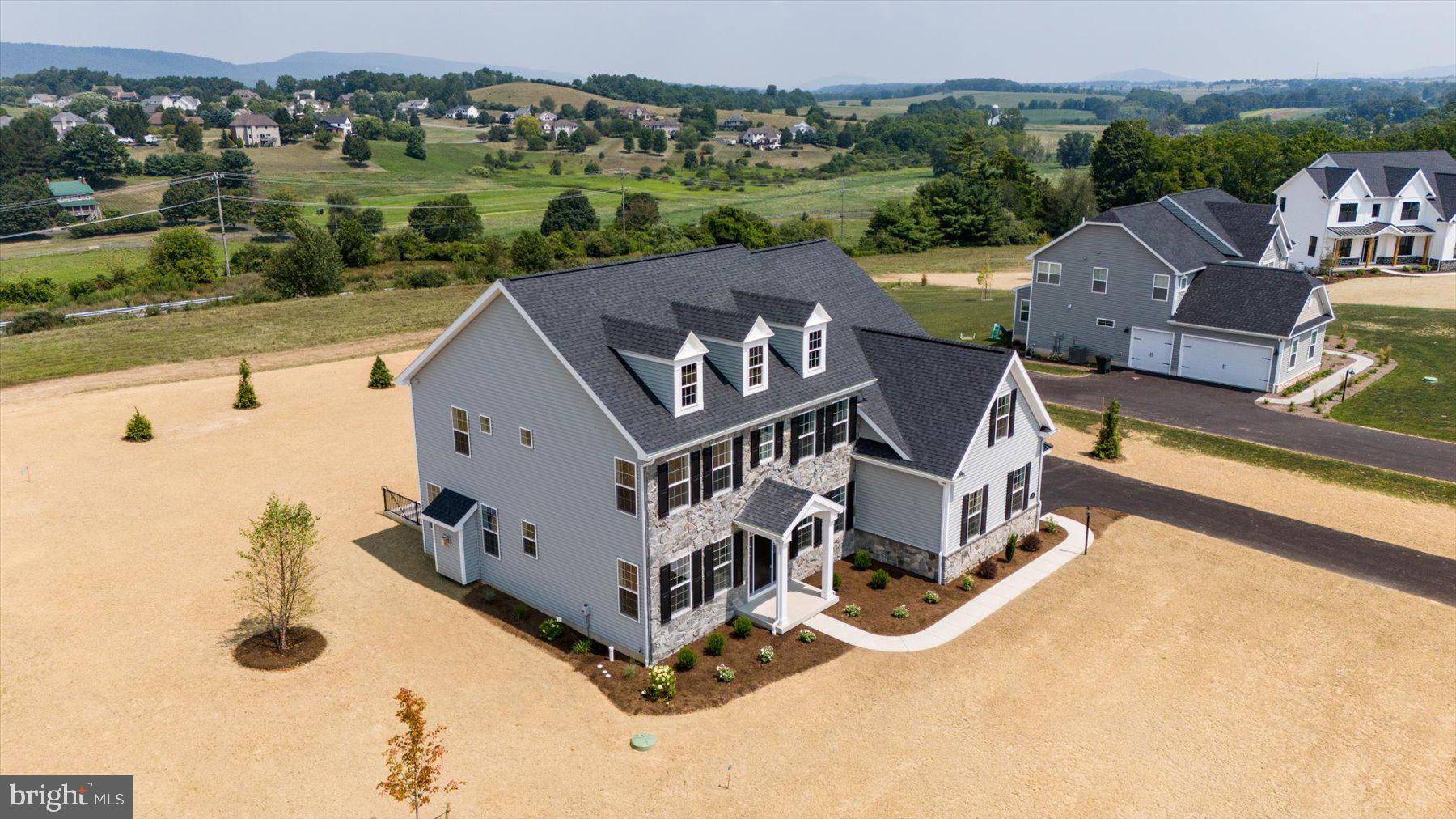 LAUREL HILLS - Residential