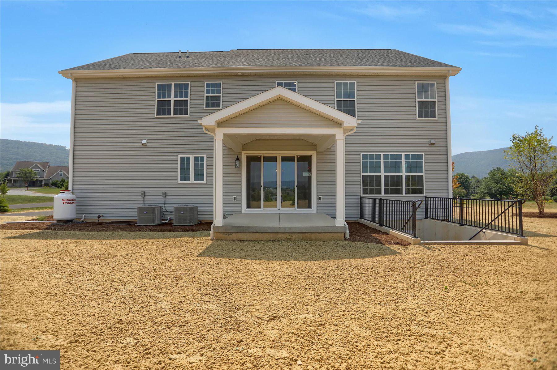 LAUREL HILLS - Residential