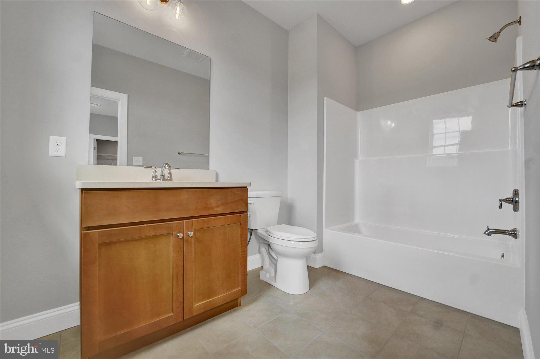 LAUREL HILLS - Residential