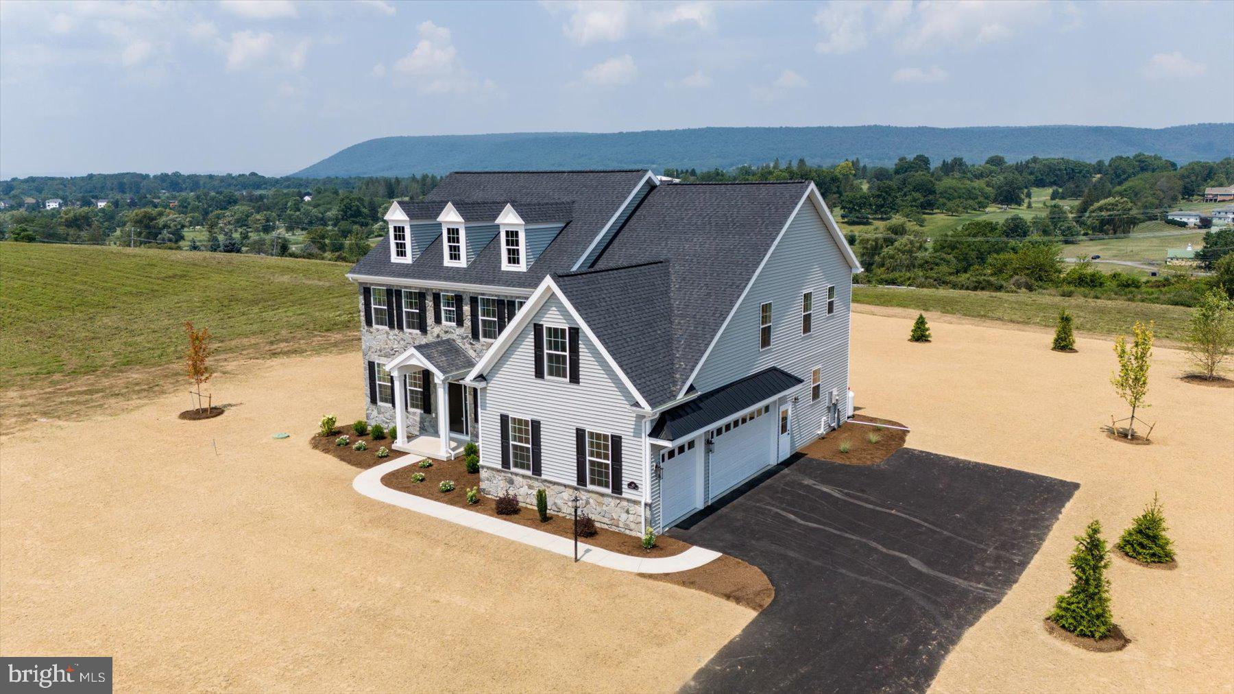 LAUREL HILLS - Residential