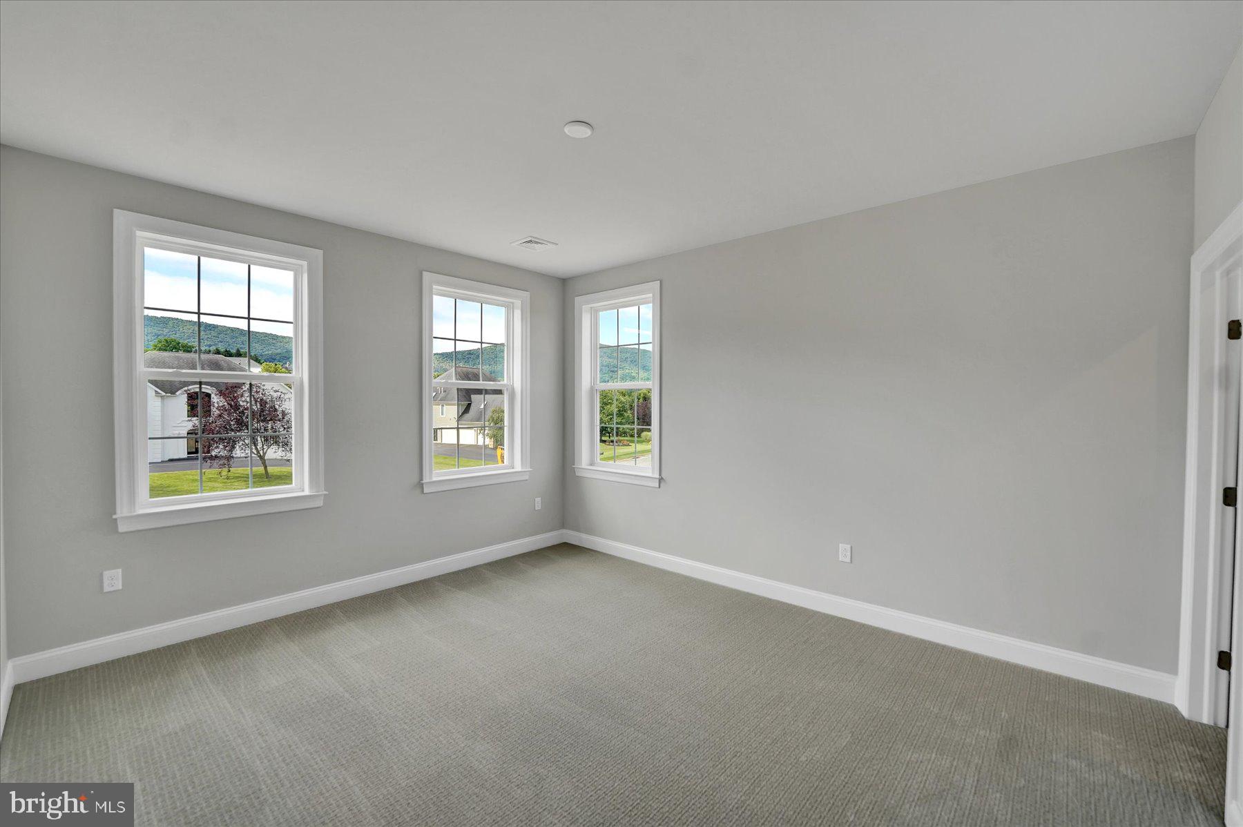 LAUREL HILLS - Residential