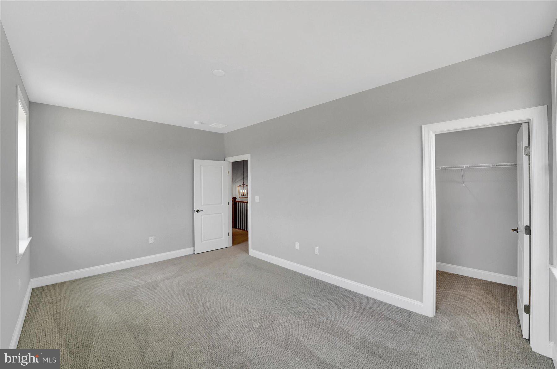 LAUREL HILLS - Residential