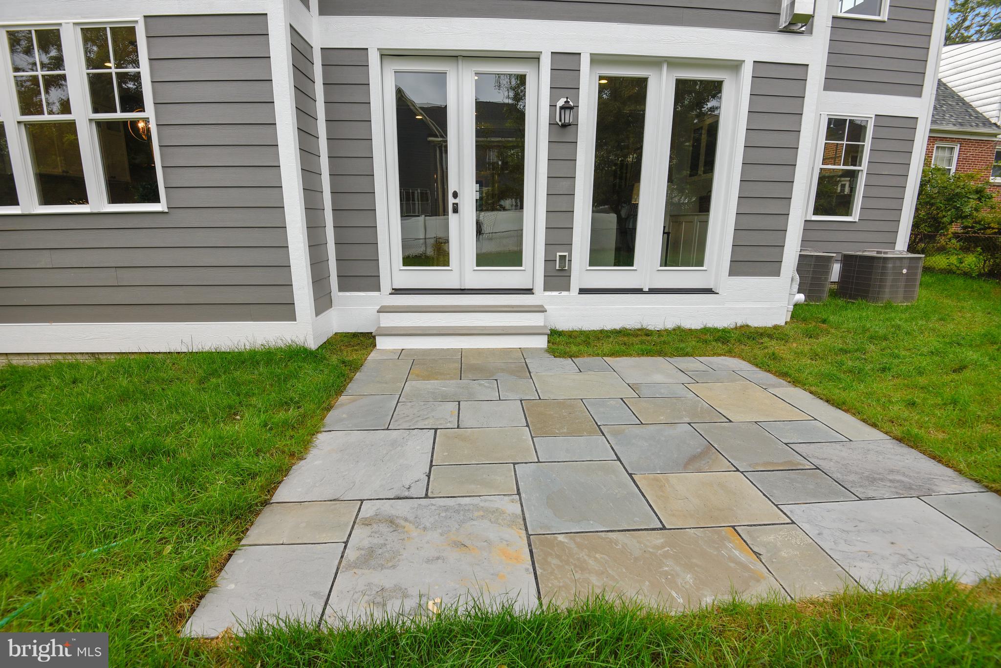 ALTA VISTA GARDENS - Residential