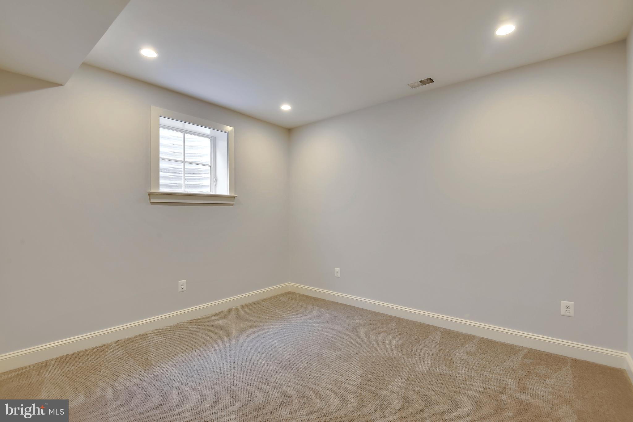 ALTA VISTA GARDENS - Residential