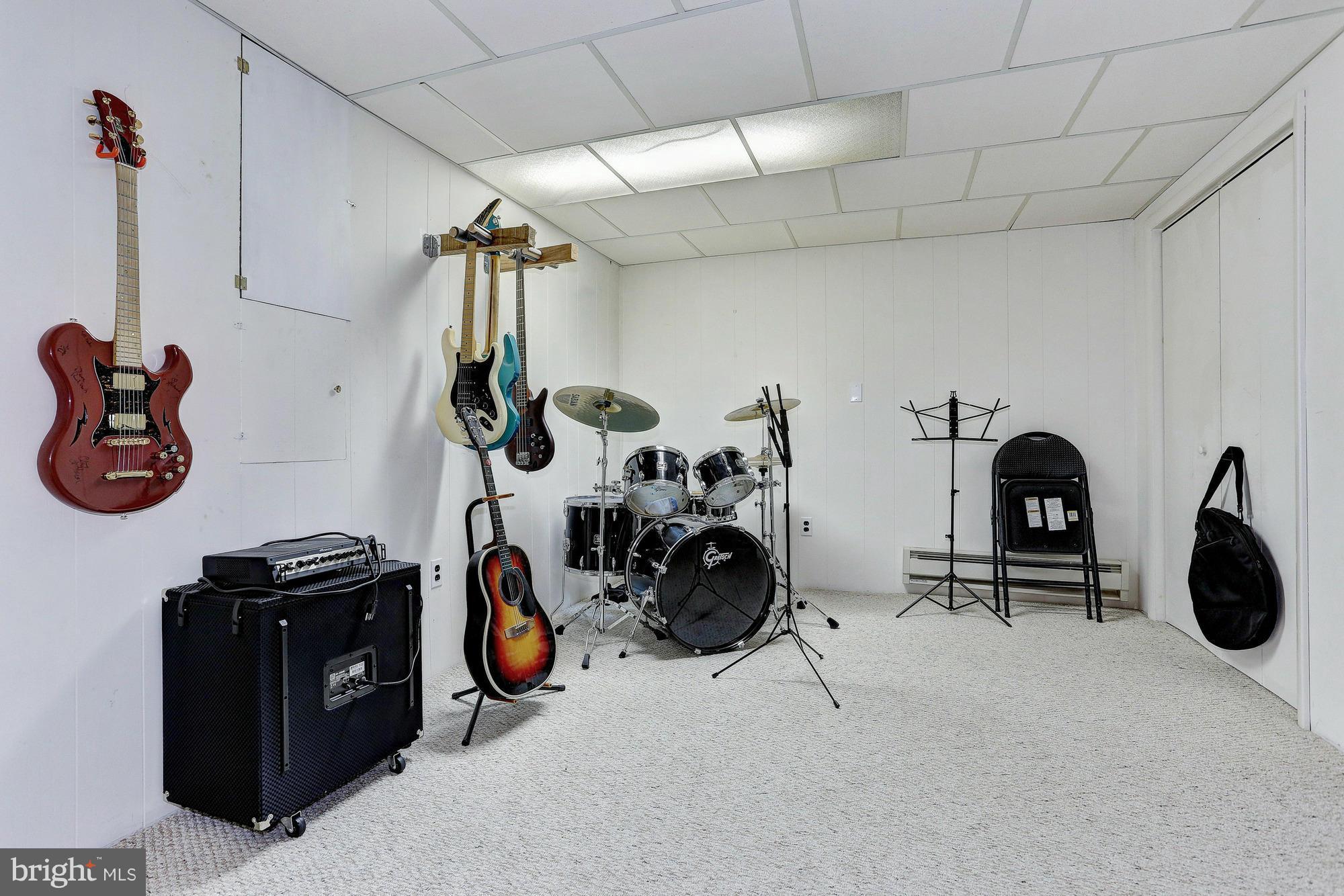 NORMANDY HEIGHTS - Residential