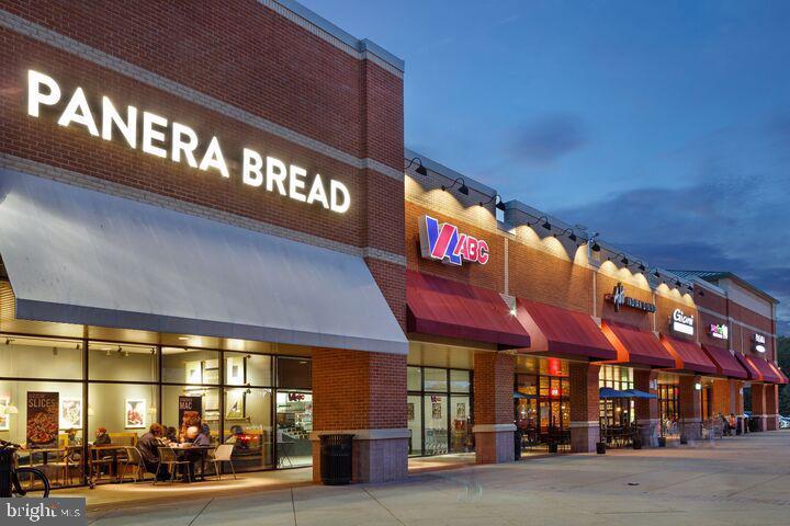 D EVEREUX WEST - Residential