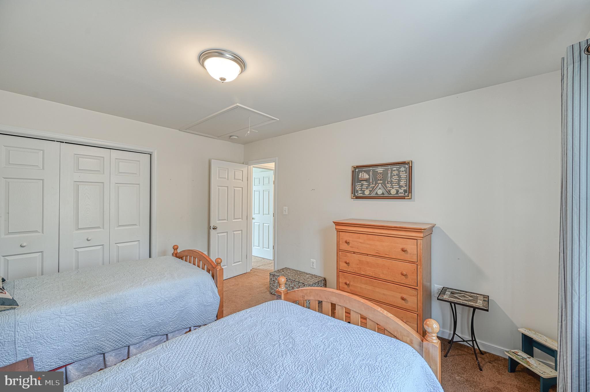 CUCKOOS NEST - Residential