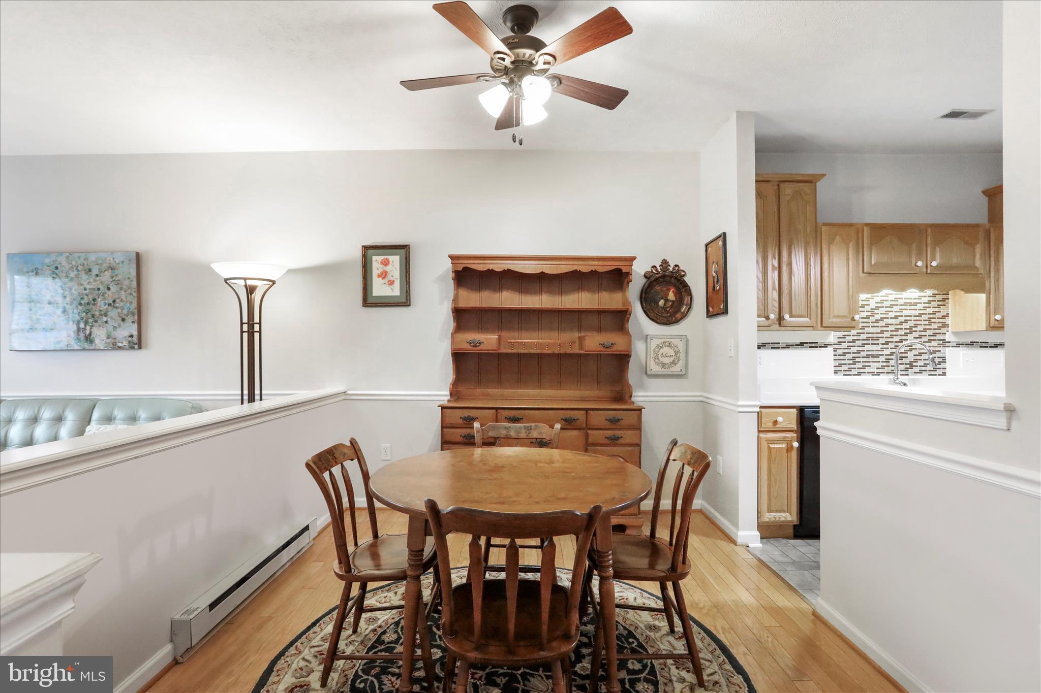 SUMMERLAND MANOR - Residential