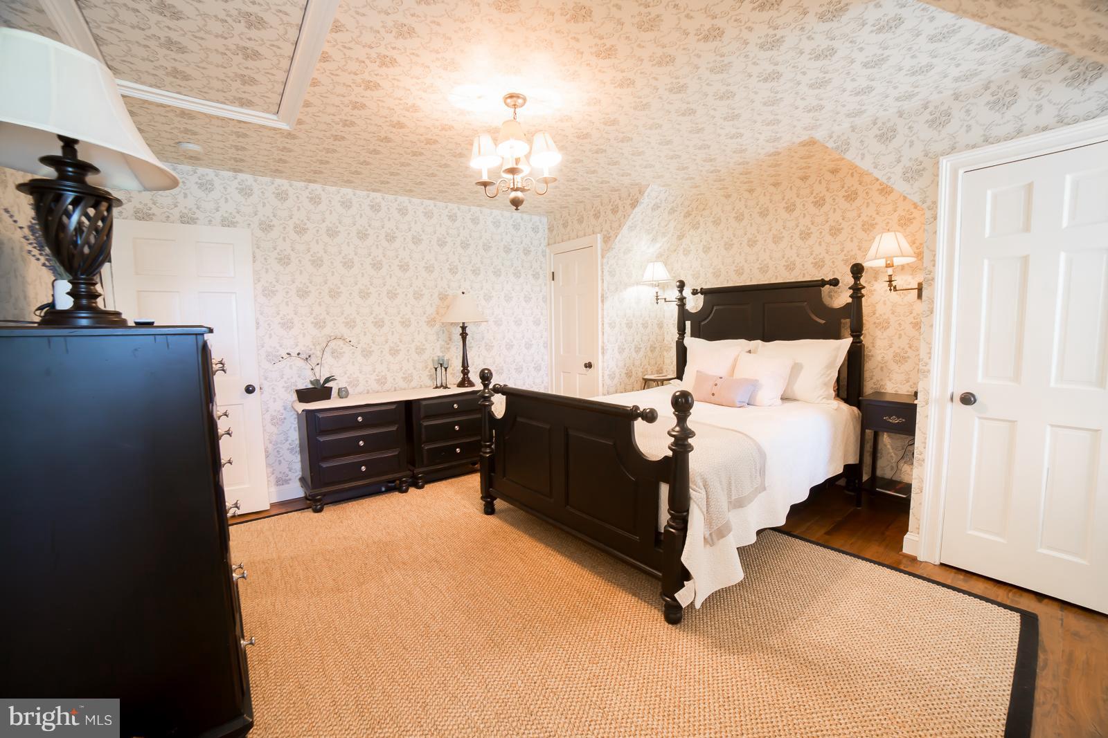 BENTON - Residential