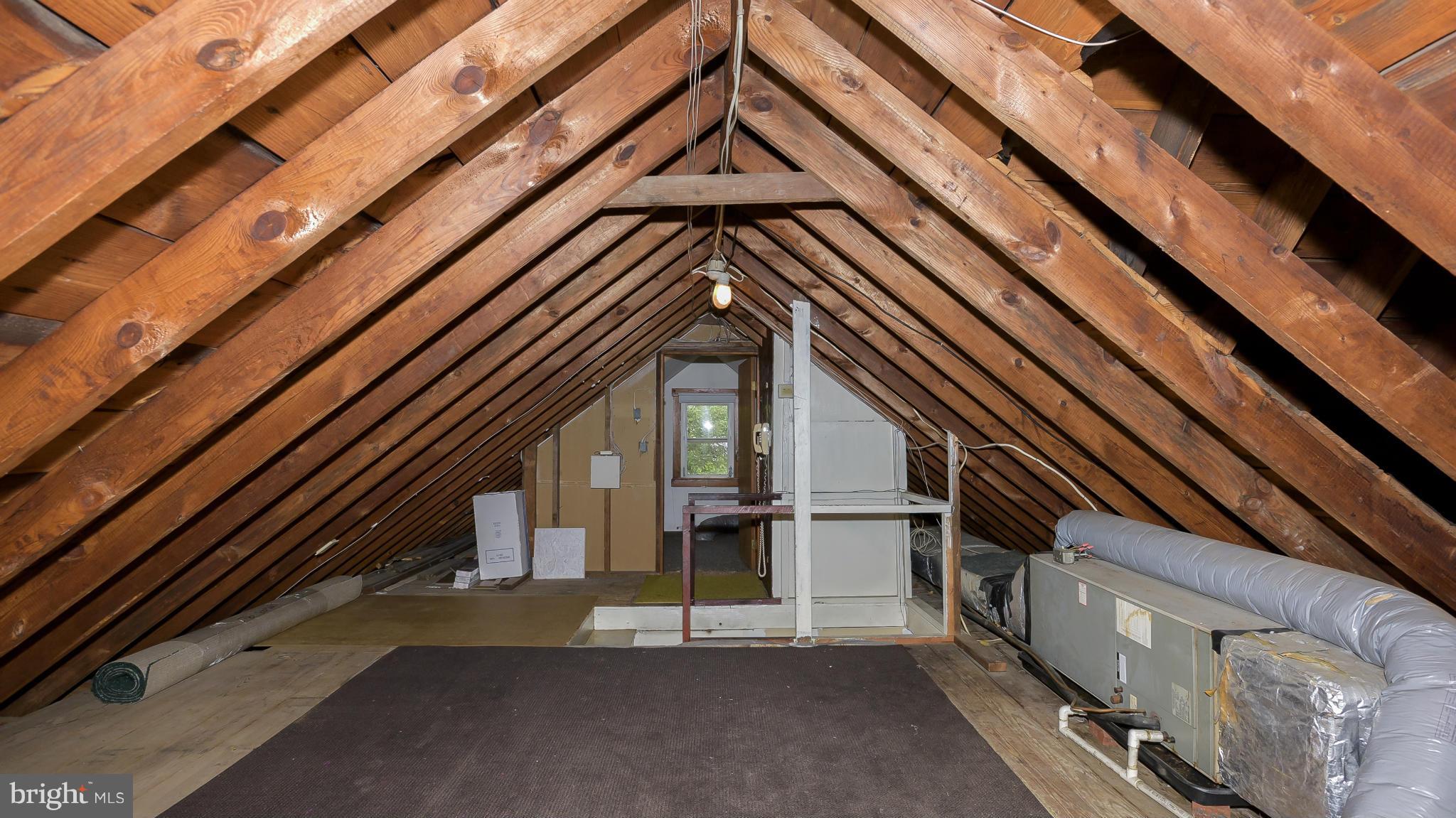 ROLAND TERRACE - Residential