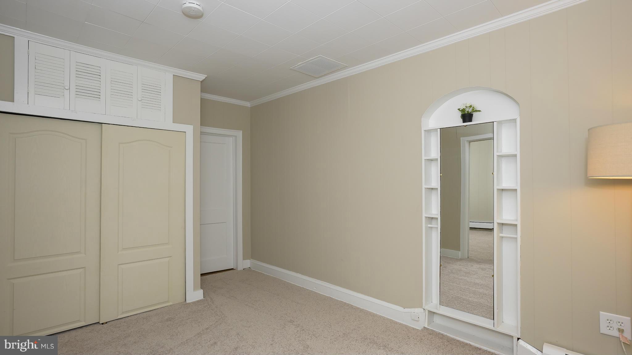 ROLAND TERRACE - Residential