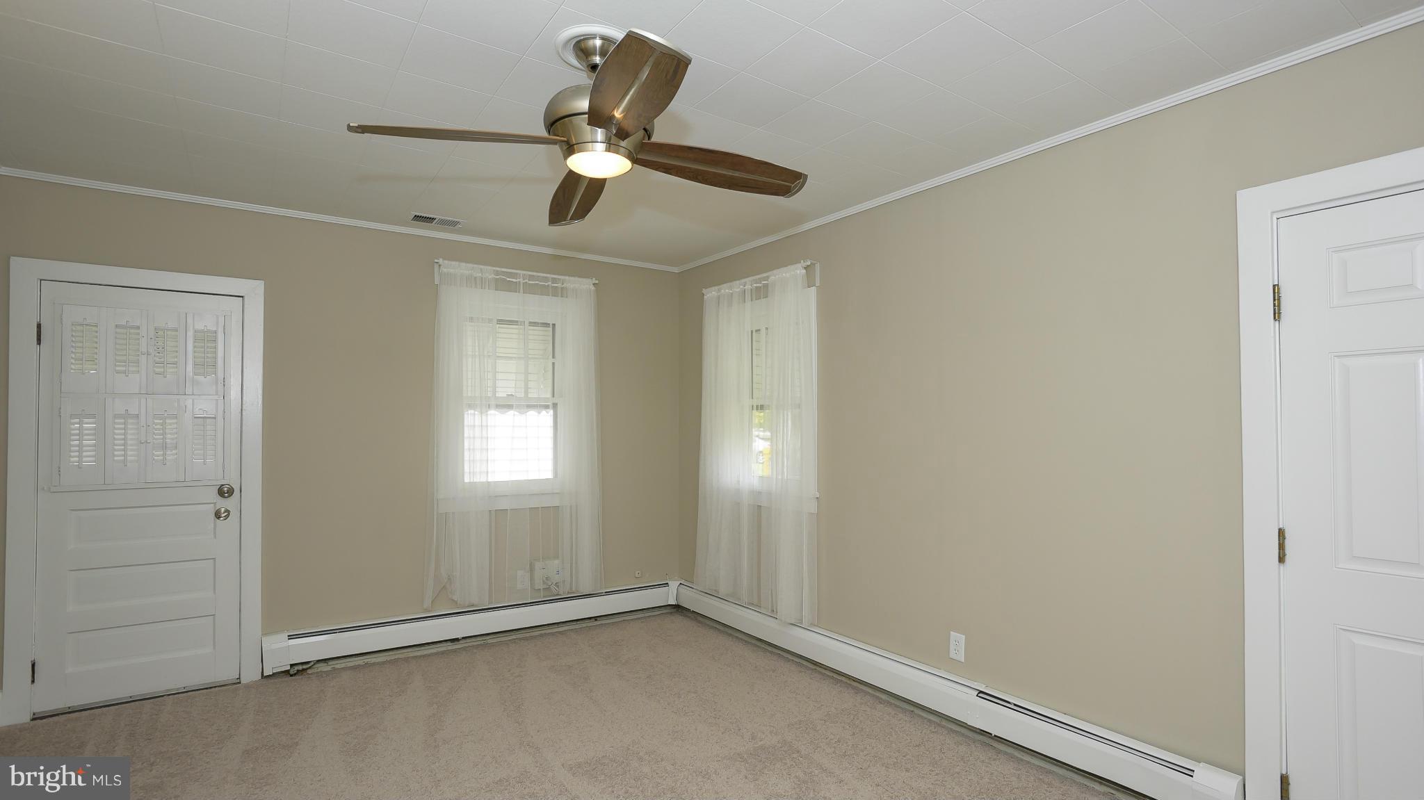 ROLAND TERRACE - Residential