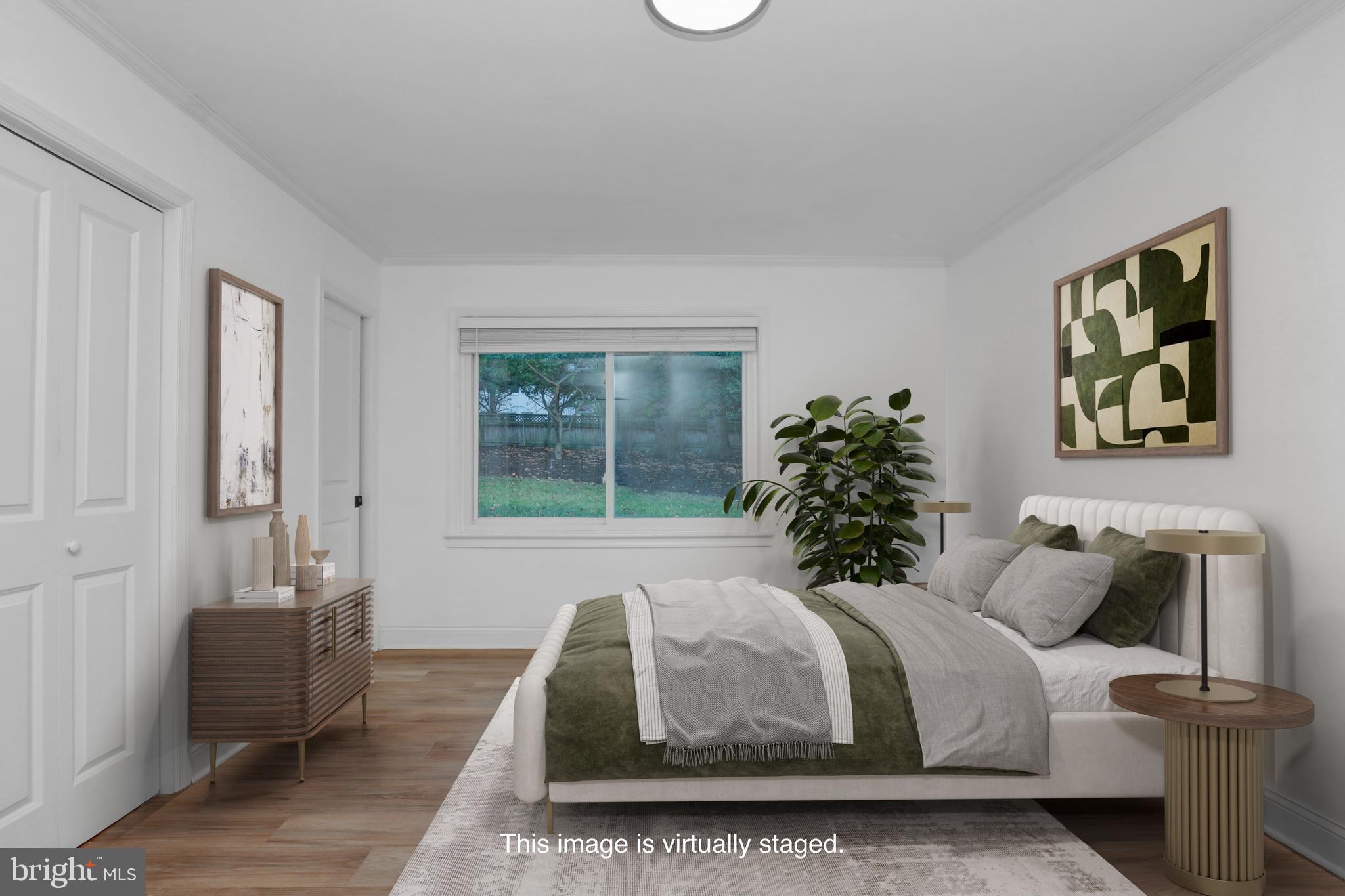 GOLF CLUB MANOR - Residential Lease